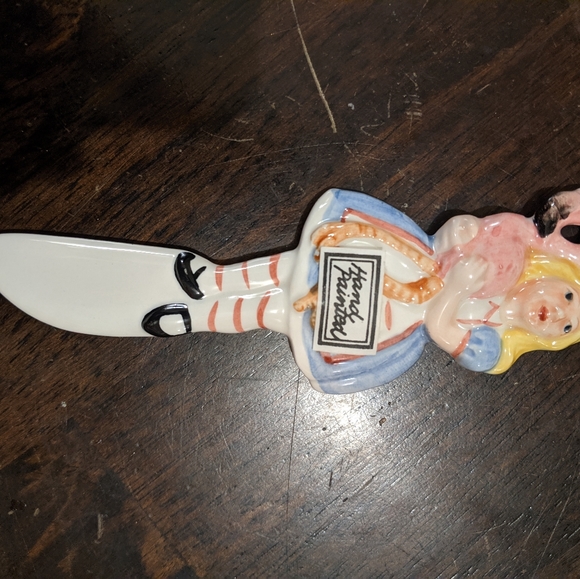 Handmade Ceramic Alice in Wonderland butter knives - Picture 5 of 7
